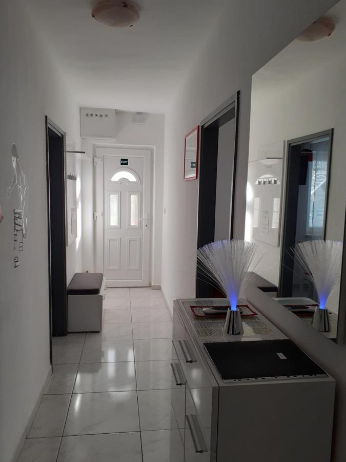 Apartment Marinero Шибеник Экстерьер фото